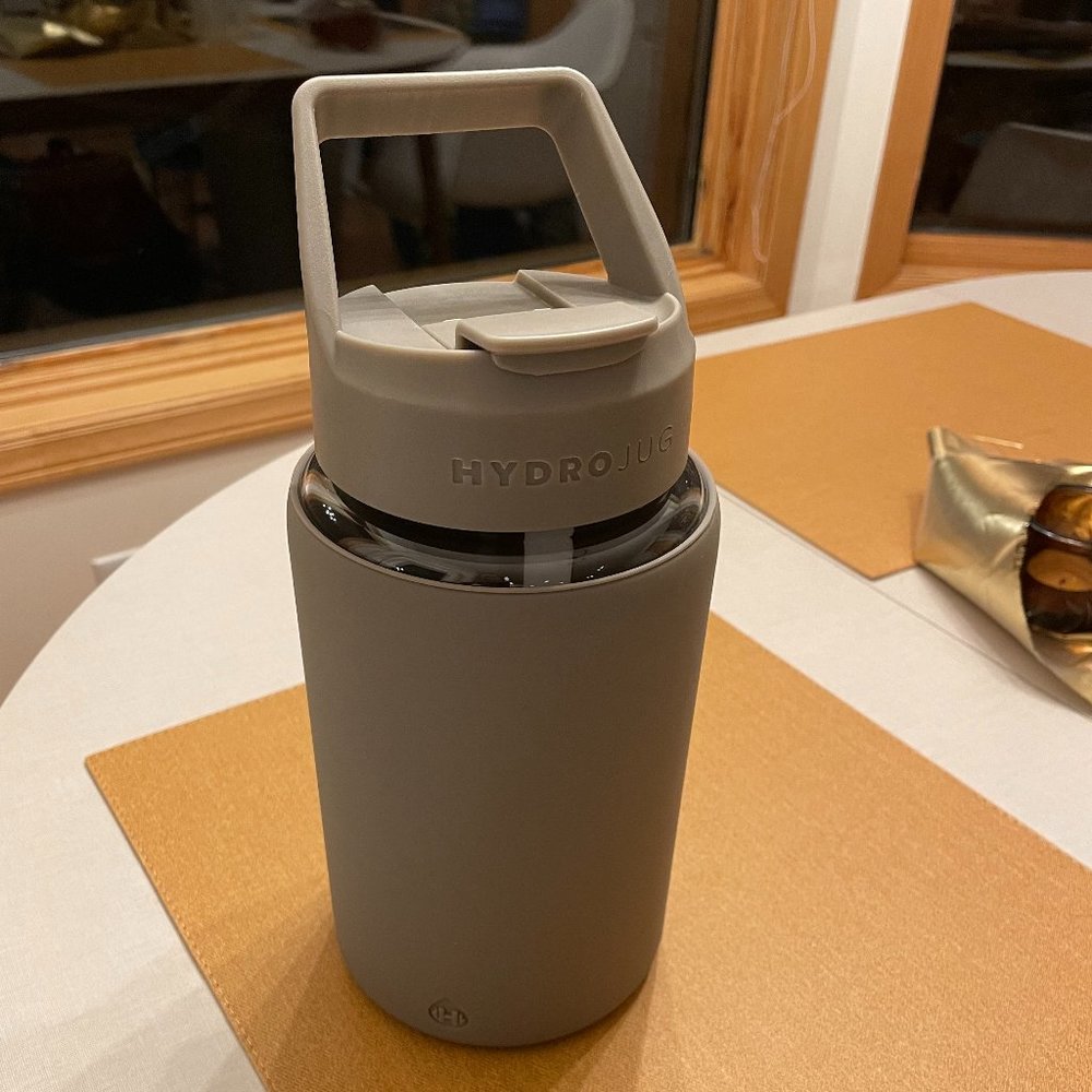 Arctic Glass HydroJug Half Gallon in Tundra
